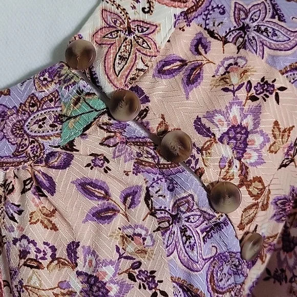 Floral Blouse - Picture 3 of 4